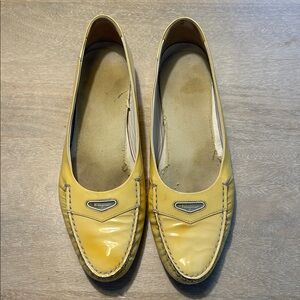 Salvadore Ferragamo Flats